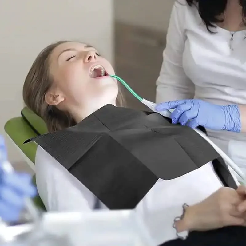 Melhorando a eficiência da clínica odontológica com babadores odontológicos de alta qualidade e soluções em equipamentos profissionais