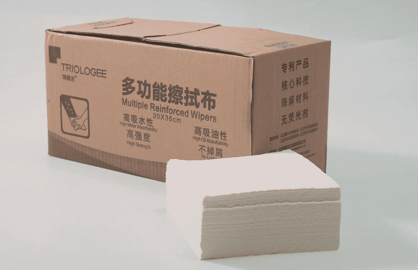 Toalhas de papel absorventes estéreis de 4 camadas reforçadas com tela, em rolo, para limpeza industrial e médica.